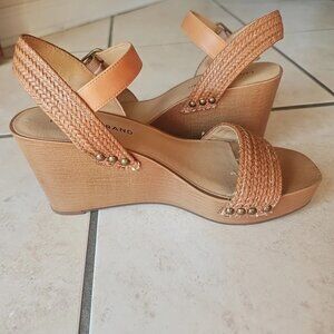 Lucky Brand Zyler Macaroon Weevel Weave Vegan Leather Wedge Sandals-Size: 7.5 M